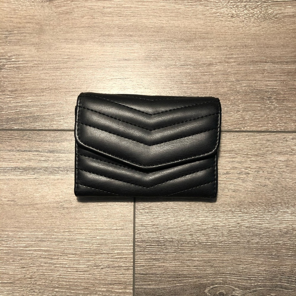 Forever21 black wallet
